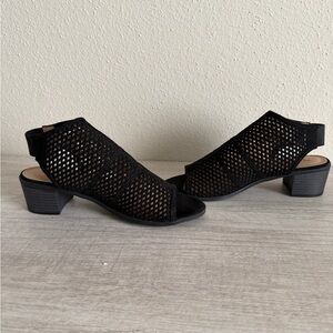 Roebuck & Co. Vida Women’s Block Heel Sandals Size 8W Black